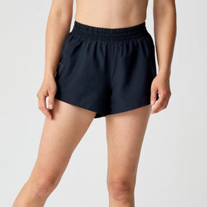 WOMEN'S DASH SHORT