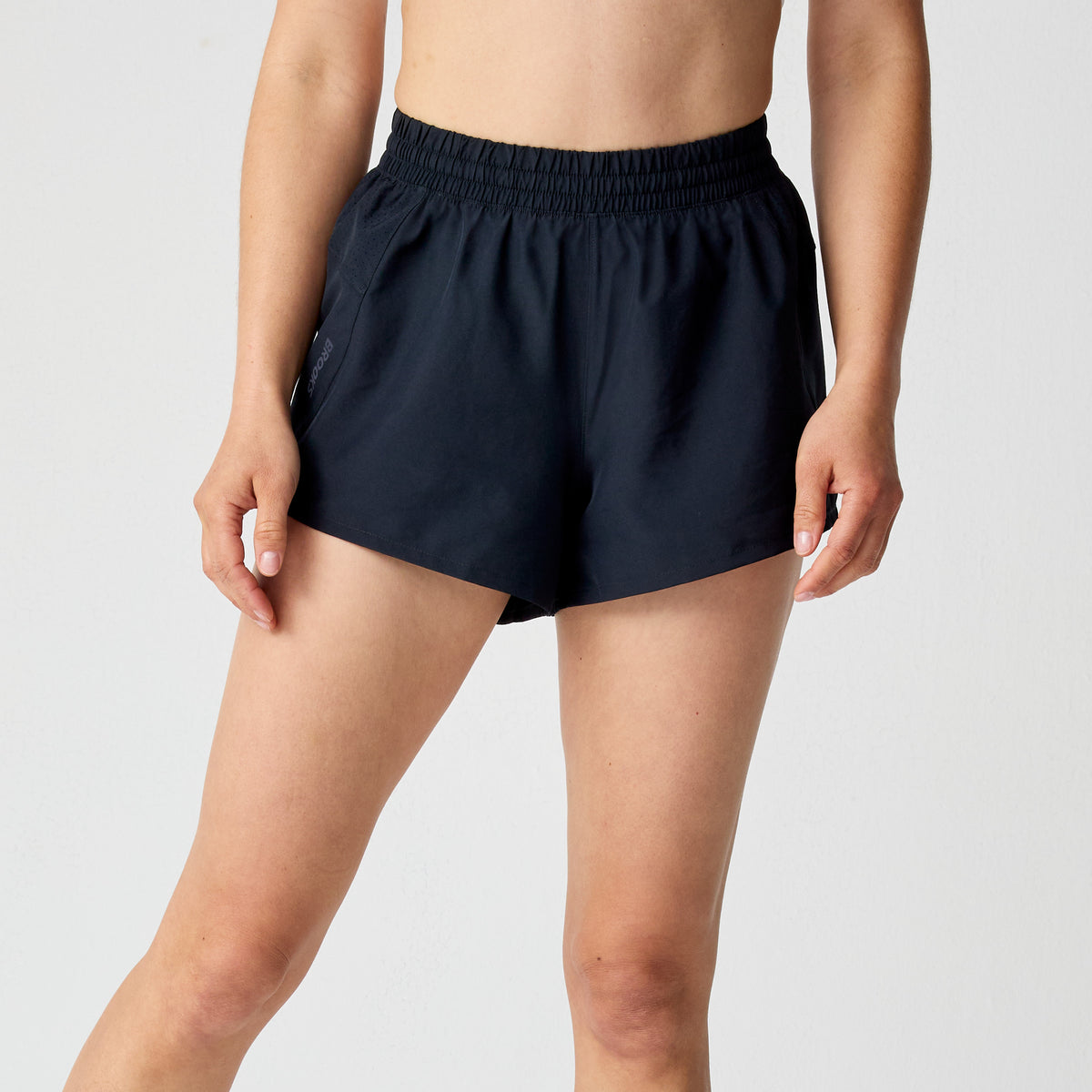 WOMEN'S DASH SHORT