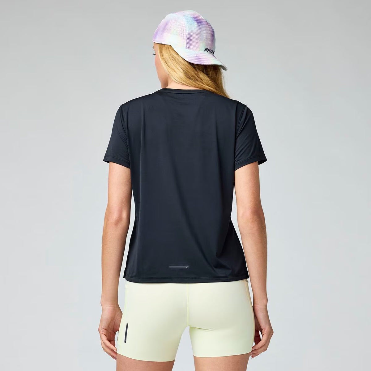 WOMEN'S DASH SHORT SLEEVE